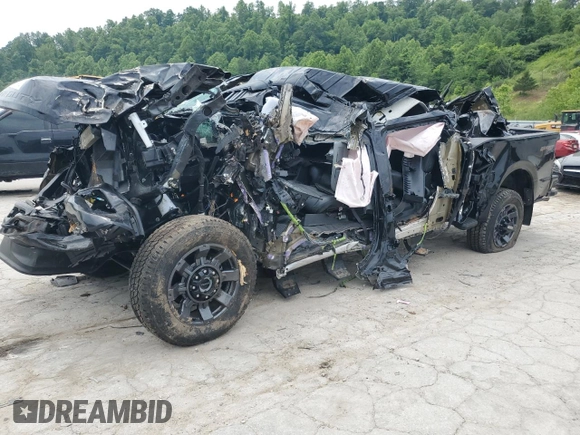 2024 Ford F-250 XL z VIN 1FT7W2BN7RED50176, wystawiony jako Copart lot #59091155 z przebiegiem Nie podano mil oraz Szkoda całkowita • Salvage title. Historia ofert i sprzedaży dostępna na DreamBid. Obrazek 1.