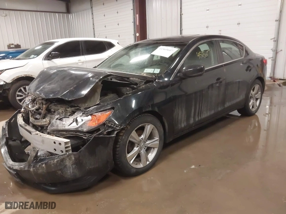 2014 Acura ILX with VIN 19VDE1F34EE009141, listed as a IAAI auction lot 41565607 with 130,029 mi miles. Bid and sale history available at carsss.com. Image 17.