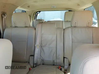 2011 Ford Expedition XLT z VIN 1FMJU1H58BEF05171, wystawiony jako Copart lot #50870025 z przebiegiem 189 661 mil mil oraz Szkoda całkowita • Salvage title. Historia ofert i sprzedaży dostępna na DreamBid. Obrazek 10.