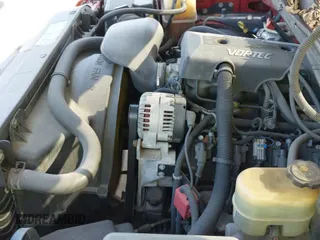 2000 Chevrolet Silverado 1500 LS z VIN 2GCEC19V7Y1201878, wystawiony jako IAAI lot #41866038 z przebiegiem 155 726 mil mil oraz . Historia ofert i sprzedaży dostępna na DreamBid. Obrazek 14.