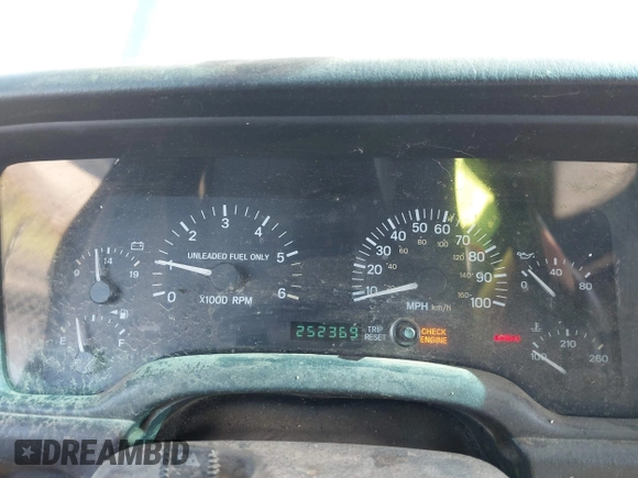1998 Jeep Cherokee Sport with VIN 1J4FT68S0WL231959, listed as a IAAI auction lot 41680076 with 252,369 mi miles. Bid and sale history available at carsss.com. Image 7.