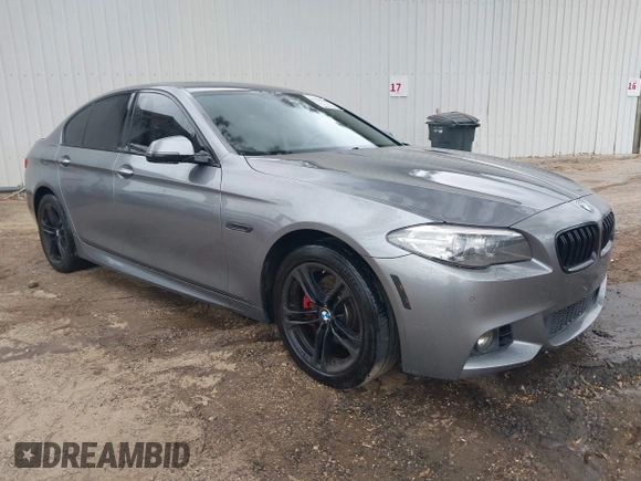 2016 BMW 5 Series 528i z VIN WBA5A5C50GG352744, wystawiony jako IAAI lot #41935590 z przebiegiem 126 531 mil mil oraz . Historia ofert i sprzedaży dostępna na DreamBid. Obrazek 1.