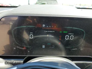 2024 Kia Niro EX Touring with VIN KNDCR3LE5R5171886, listed as a Copart auction lot 50422965 with 31,749 mi miles and Salvage Title. Bid and sale history available at carsss.com. Image 9.