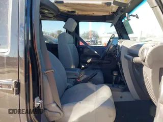 2008 Jeep Wrangler Unlimited Rubicon with VIN 1J8GA69198L574593, listed as a IAAI auction lot 41412045 with 174,727 mi miles and . Bid and sale history available at DreamBid. Image 5.