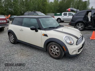 2013 MINI Hardtop with VIN WMWSU3C55DT546249, listed as a Copart auction lot 56799675 with 140,825 mi miles and Clean Title. Bid and sale history available at DreamBid. Image 4.