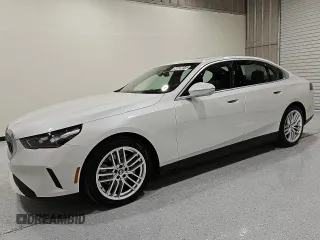 2024 BMW 5 Series 530i with VIN WBA43FJ00RCR68294, listed as a Copart auction lot 54630015 with 27,879 mi miles and Clean Title. Bid and sale history available at carsss.com. Image 1.