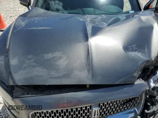 2019 Lincoln Nautilus Reserve z VIN 2LMPJ6L9XKBL51296, wystawiony jako Copart lot #56480135 z przebiegiem 59 852 mil mil oraz Szkoda całkowita • Salvage title. Historia ofert i sprzedaży dostępna na DreamBid. Obrazek 12.