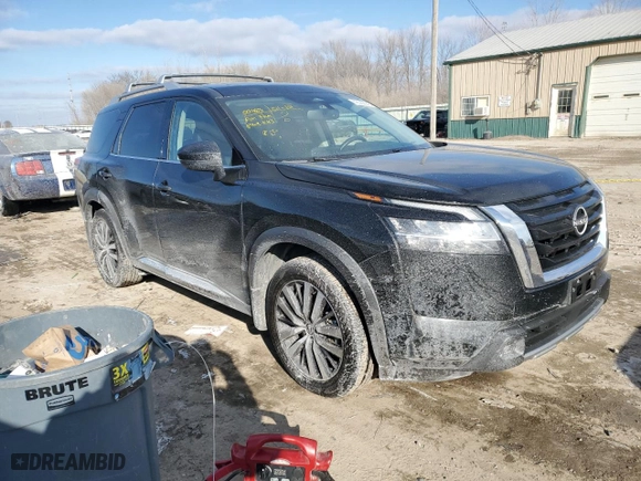 2022 Nissan Pathfinder Platinum with VIN 5N1DR3DK3NC204748, listed as a Copart auction lot 42362945 with 38,637 mi miles and Salvage Title. Bid and sale history available at carsss.com. Image 4.