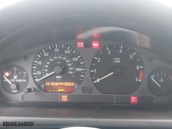 1996 BMW 3-Series Z3 with VIN 4USCH7323TLB69098, listed as a IAAI auction lot 41557656 with 67,858 mi miles. Bid and sale history available at carsss.com. Image 7.