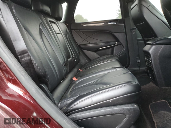 2017 Lincoln MKC Select with VIN 5LMCJ2D91HUL31729, listed as a Copart auction lot 58563085 with 88,228 mi miles and Salvage title. Bid and sale history available at DreamBid. Image 11.