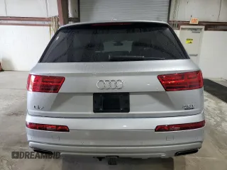 2018 Audi Q7 Premium Plus z VIN WA1LAAF71JD045991, wystawiony jako Copart lot #61437075 z przebiegiem 33 702 mil mil oraz Szkoda całkowita • Salvage title. Historia ofert i sprzedaży dostępna na DreamBid. Obrazek 6.