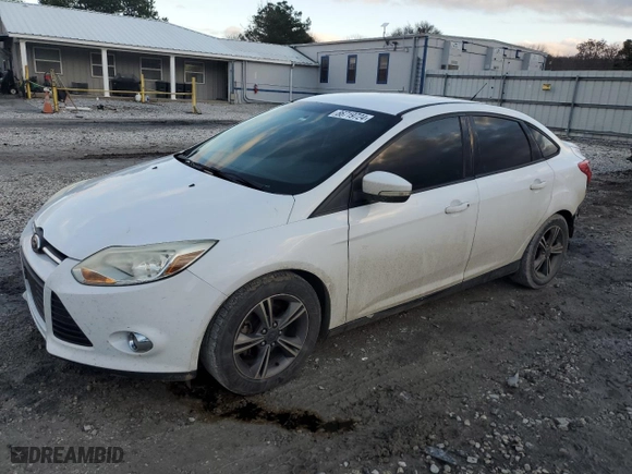 2014 Ford Focus SE with VIN 1FADP3F22EL390229, listed as a Copart auction lot 86719724 with 147,697 mi miles and Salvage Title. Bid and sale history available at carsss.com. Image 1.