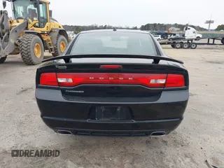 2013 Dodge Charger SXT with VIN 2C3CDXHG2DH525370, listed as a IAAI auction lot 41395980 with 226,079 mi miles. Bid and sale history available at carsss.com. Image 17.