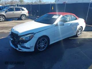 2016 Mercedes-Benz E 400 with VIN WDDKK6FF8GF324652, listed as a IAAI auction lot 41326518 with 166,521 mi miles and . Bid and sale history available at carsss.com. Image 17.