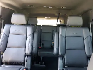 2021 Cadillac Escalade ESV Luxury z VIN 1GYS3JKL6MR386853, wystawiony jako Copart lot #50902225 z przebiegiem 162 813 mil mil oraz Czysty tytuł • Clean title. Historia ofert i sprzedaży dostępna na DreamBid. Obrazek 10.