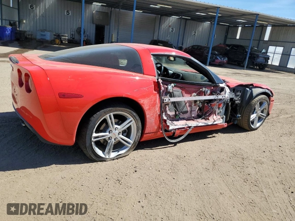 2010 Chevrolet Corvette z VIN 1G1YF2DW1A5101458, wystawiony jako Copart lot #53682255 z przebiegiem 77 023 mil mil oraz Szkoda całkowita • Salvage title. Historia ofert i sprzedaży dostępna na DreamBid. Obrazek 3.