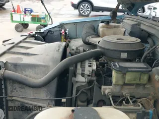 1992 Chevrolet Silverado 1500 с VIN 1GCDC14Z6NZ145182, выставлен на аукционе IAAI как лот 41941619 с пробегом 185 864 миль миль и . История ставок и продаж доступна на DreamBid. Изображение 20.