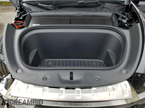 2025 Tesla Model Y Long Range with VIN 7SAYGDEE5SF296652, listed as a Copart auction lot 46664465 with 452 mi miles and Salvage Title. Bid and sale history available at DreamBid. Image 12.