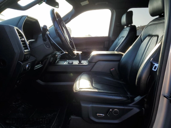2020 Ford Expedition Max Limited с VIN 1FMJK1KT8LEA87855, выставлен на аукционе Copart как лот 52282465 с пробегом 144 808 миль миль и На запчасти • Non repairable. История ставок и продаж доступна на DreamBid. Изображение 7.