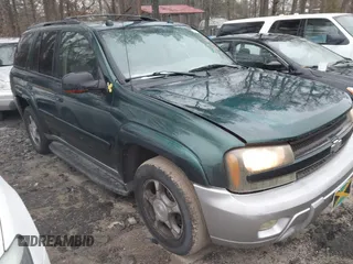 2005 Chevrolet TrailBlazer LS with VIN 1GNDS13S952385950, listed as a IAAI auction lot 41610457 with 178,987 mi miles and . Bid and sale history available at DreamBid. Image 1.