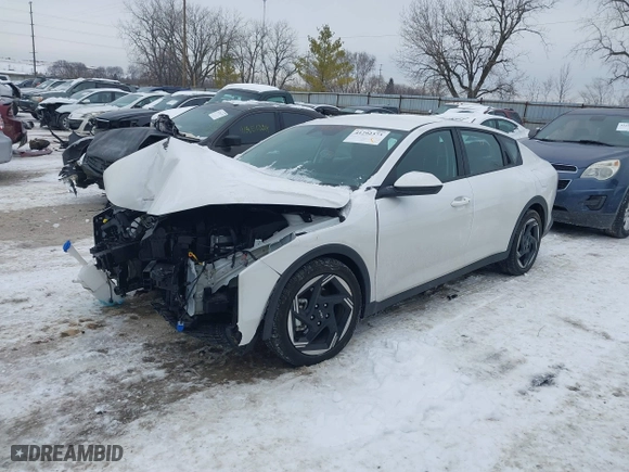 2025 Kia K4 EX with VIN 3KPFU4DE2SE008137, listed as a IAAI auction lot 41292373 with 1 mi miles. Bid and sale history available at carsss.com. Image 18.