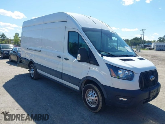 2022 Ford Transit Cargo with VIN 1FTBW3X80NKA69156, listed as a IAAI auction lot 42059236 with 100,096 mi miles and . Bid and sale history available at DreamBid. Image 1.