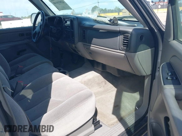 2006 GMC Yukon XL SLT with VIN 1GKEC16Z86J176813, listed as a IAAI auction lot 42018048 with 218,519 mi miles. Bid and sale history available at carsss.com. Image 5.