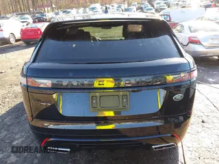 2018 Land Rover Range Rover Velar R-Dynamic HSE with VIN SALYM2RV6JA758768, listed as a IAAI auction lot 41753401 with 30,324 mi miles and . Bid and sale history available at DreamBid. Image 17.