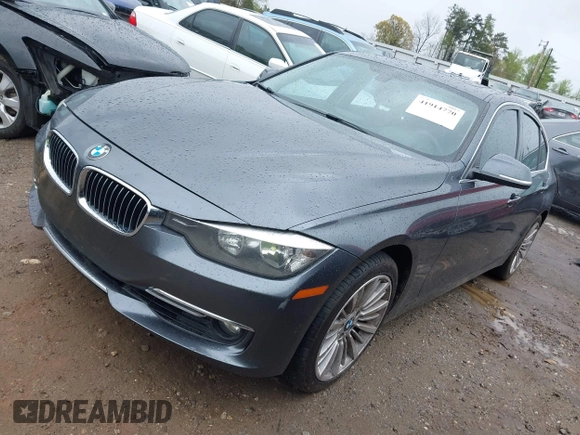2012 BMW 3 Series 328i with VIN WBA3A5C50CF342321, listed as a IAAI auction lot 41914770 with 185,315 mi miles. Bid and sale history available at carsss.com. Image 19.
