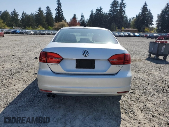2011 Volkswagen Jetta TDI with VIN 3VWLL7AJ4BM131059, listed as a Copart auction lot 54003815 with 62,701 mi miles and Salvage title. Bid and sale history available at DreamBid. Image 6.