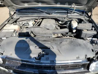 2003 Chevrolet Tahoe LT z VIN 1GNEK13ZX3J230442, wystawiony jako Copart lot #70568424 z przebiegiem 189 349 mil mil oraz Czysty tytuł • Clean title. Historia ofert i sprzedaży dostępna na DreamBid. Obrazek 11.