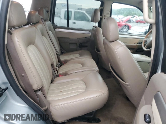 2005 Mercury Mountaineer Convenience z VIN 4M2DU86W05ZJ24234, wystawiony jako Copart lot #63599604 z przebiegiem 181 334 mil mil oraz Szkody całkowita. Historia ofert i sprzedaży dostępna na DreamBid. Obrazek 11.