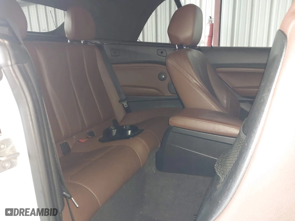2015 BMW 2 Series M235i with VIN WBA1M1C53FV393300, listed as a IAAI auction lot 41926019 with 180,949 mi miles. Bid and sale history available at carsss.com. Image 8.