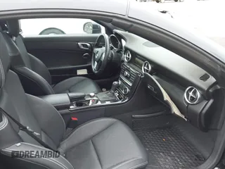 2015 Mercedes-Benz SLK-Class SLK 250 with VIN WDDPK4HA5FF111457, listed as a IAAI auction lot 41816350 with 35,524 mi miles. Bid and sale history available at carsss.com. Image 5.