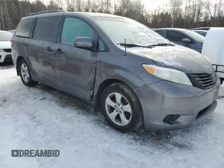 2011 Toyota Sienna with VIN 5TDZK3DC6BS151402, listed as a Copart auction lot 86147774 with 388,569 mi miles and Clean Title. Bid and sale history available at carsss.com. Image 4.
