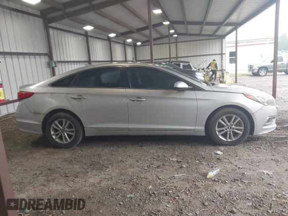 2016 Hyundai Sonata SE with VIN 5NPE24AF5GH357844, listed as a IAAI auction lot 42217108 with 138,227 mi miles and . Bid and sale history available at carsss.com. Image 13.