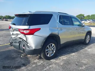 2018 Chevrolet Traverse LT Cloth with VIN 1GNERGKW8JJ147739, listed as a IAAI auction lot 42005332 with 104,373 mi miles. Bid and sale history available at carsss.com. Image 4.