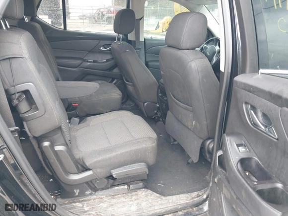 2019 Chevrolet Traverse LT Cloth with VIN 1GNEVGKW9KJ116173, listed as a IAAI auction lot 41757912 with 134,166 mi miles. Bid and sale history available at carsss.com. Image 8.