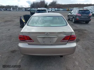 2005 Lexus ES 330 with VIN JTHBA30G255073920, listed as a IAAI auction lot 41886960 with 118,848 mi miles. Bid and sale history available at carsss.com. Image 16.
