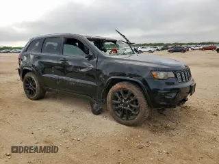 2018 Jeep Grand Cherokee Altitude z VIN 1C4RJFAG2JC139808, wystawiony jako Copart lot #64776505 z przebiegiem Nie podano mil oraz Szkoda całkowita • Salvage title. Historia ofert i sprzedaży dostępna na DreamBid. Obrazek 4.