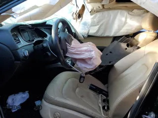 2014 Audi A4 Premium Plus with VIN WAUFFAFL2EN018085, listed as a Copart auction lot 43868095 with 0 mi miles and Salvage Title. Bid and sale history available at carsss.com. Image 7.