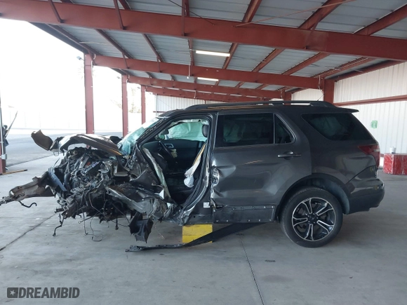 2015 Ford Explorer Sport with VIN 1FM5K8GT4FGA27549, listed as a IAAI auction lot 41353893 with 172,871 mi miles. Bid and sale history available at carsss.com. Image 15.