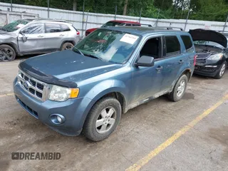 2012 Ford Escape XLT с VIN 1FMCU9D75CKA34646, выставлен на аукционе IAAI как лот 42764769 с пробегом 176 719 миль миль и . История ставок и продаж доступна на DreamBid. Изображение 2.