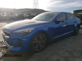 2020 Kia Stinger GT2 with VIN KNAE55LCXL6080965, listed as a Copart auction lot 41450615 with 104,246 mi miles and Salvage Title. Bid and sale history available at carsss.com. Image 1.