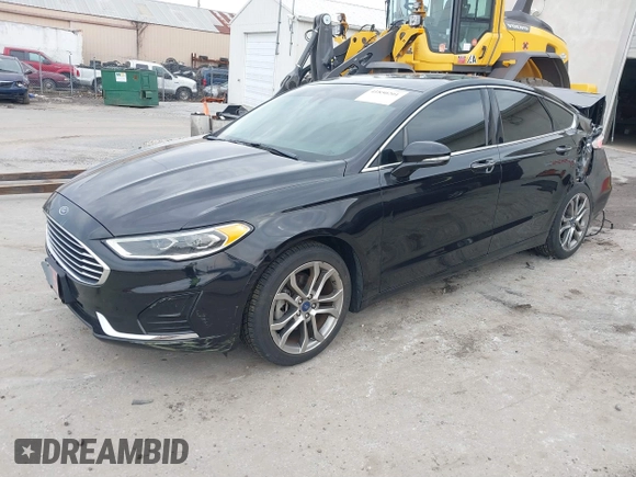 2019 Ford Fusion SEL with VIN 3FA6P0CD9KR237633, listed as a IAAI auction lot 41850201 with 68,157 mi miles. Bid and sale history available at carsss.com. Image 19.