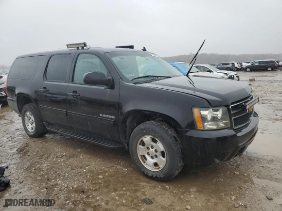2010 Chevrolet Suburban LS with VIN 1GNUKHE37AR202562, listed as a Copart auction lot 47795755 with 445,593 mi miles and Clean Title. Bid and sale history available at carsss.com. Image 4.
