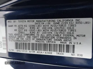 2006 Toyota Tacoma z VIN 5TETX22N46Z260973, wystawiony jako IAAI lot #42194711 z przebiegiem 108 638 mil mil oraz . Historia ofert i sprzedaży dostępna na DreamBid. Obrazek 9.