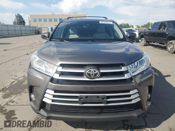 2018 Toyota Highlander LE with VIN 5TDBZRFH5JS807483, listed as a Copart auction lot 62724915 with 144,404 mi miles and Clean title. Bid and sale history available at DreamBid. Image 5.