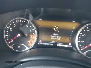 2018 Jeep Renegade Limited with VIN ZACCJADB0JPH24214, listed as a IAAI auction lot 42384776 with 123,994 mi miles and . Bid and sale history available at DreamBid. Image 16.