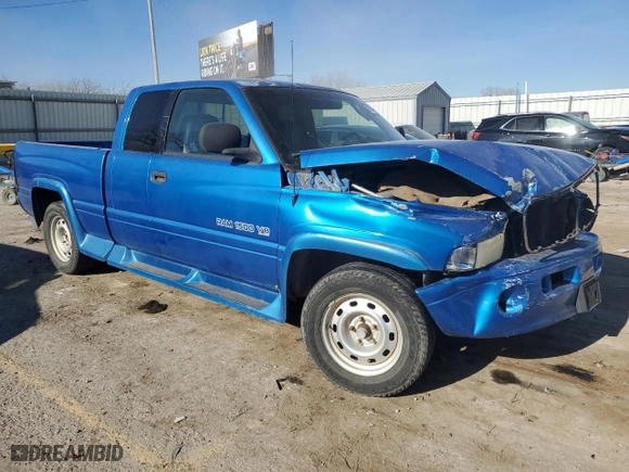 1999 Dodge Ram 1500 with VIN 3B7HC13Z5XG184383, listed as a Copart auction lot 86136494 with 143,002 mi miles and Salvage Title. Bid and sale history available at carsss.com. Image 4.